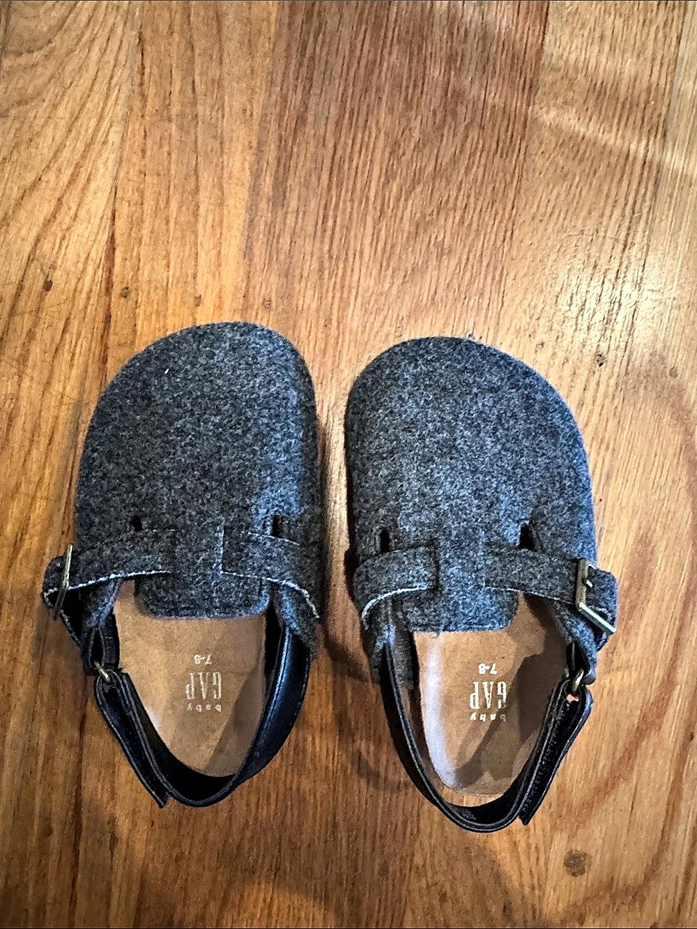 Gap Toddler Gray Clog Sandals Size 7-8T